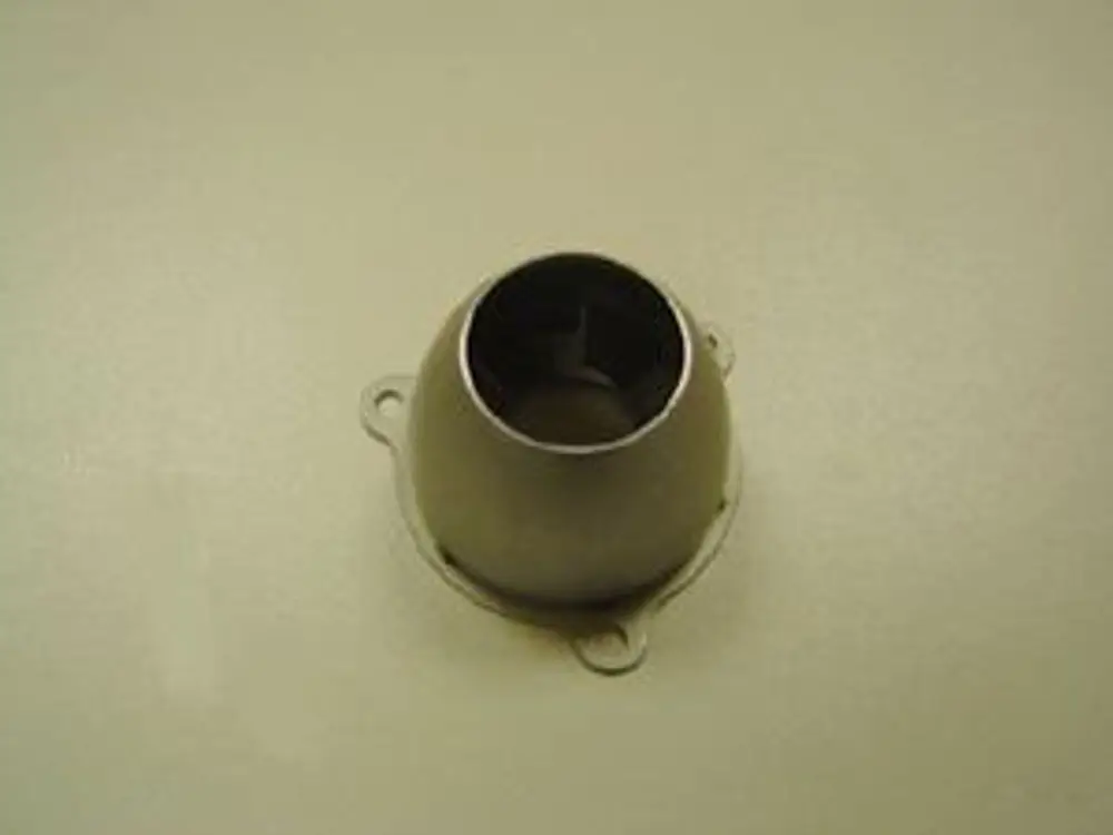 Flammkopf aus Metall mit einer runden Kuppelform und Montageschrauben, zugehörig zu einem Remeha-System.